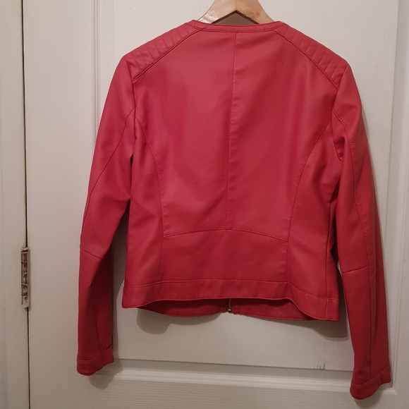 Pink leather jacket - Picture 3 of 4